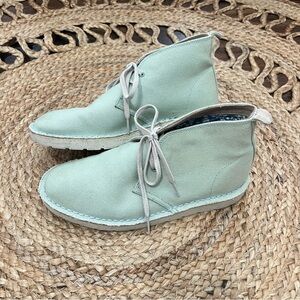 Shoes, Desert Clarks, 9 Women's, mint green